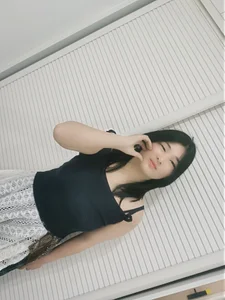 Lingling-ser: Public ( 4 фото)