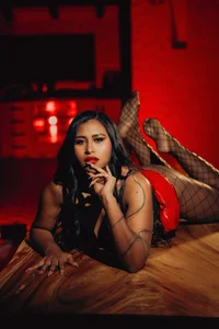 StormyButty18 Your queen in red❤️ Foto 4