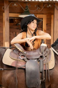 helen_vidal2のWILD COWGIRL 🐎🔥の枚の写真