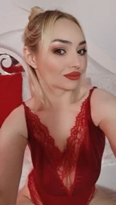 Catlady333 Face or boobs? ^^ Pic 6