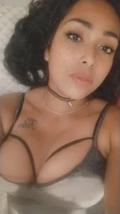 Qqaarly Public Foto 3