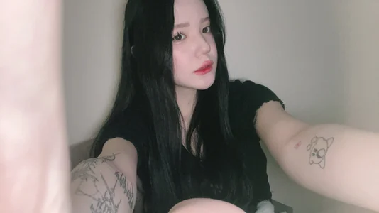 LeaLi_ Public slika 4