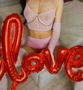 Jennifer_Munoz Let's not waste the spark. ⚡️❤️‍🔥 Foto 3