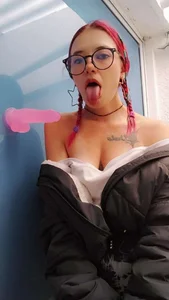 Isabella_21x Public Pic