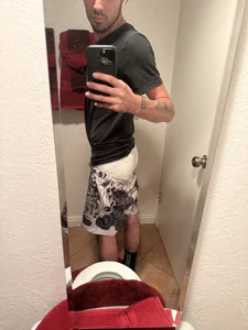 Babyboii32's XXX Nude Photo 2