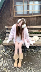 TNT-Sister 甜崽  2টি ছবি