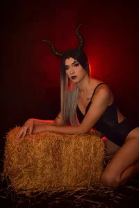 Candy, Trick or Token? happy halloween 🎃👻 de Macarena_05  4 Imagens