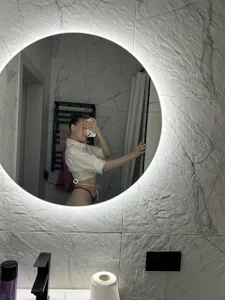 DivaCrystal_ I m my bathroom Poză