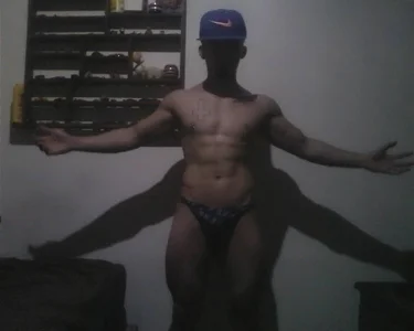 StripAza primero Pic 3