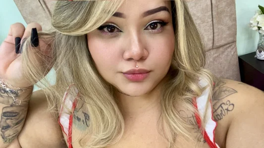 Evaverse_95 Blondie BBW  5. fénykép
