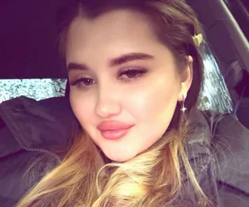 BrittniCorkのPublicの 3枚の写真