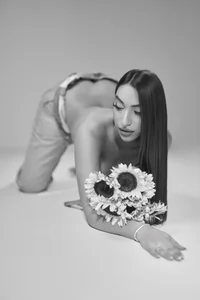 theladymonserrateshow Public Pic