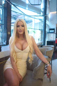 Blanche_Summer 🌶️ Pretty, Playful & Unforgettable Bilde 5