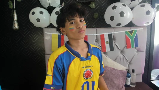 COLOMBIAN BOY🇨🇴🇨🇴 de Ethan_Westt  2 photos