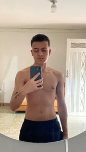 Public od Milan_Garciaa  3 snímek