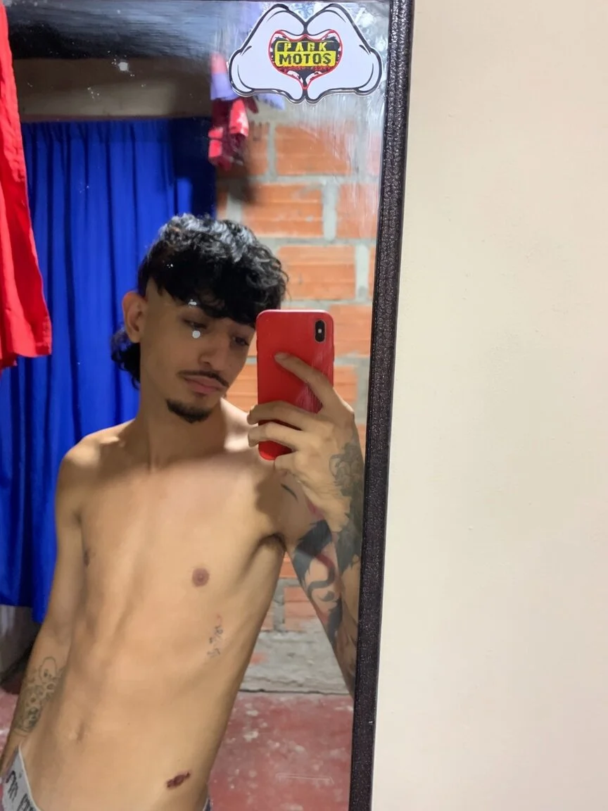 SKINNY_BOSS Foto en Tendencia 8813