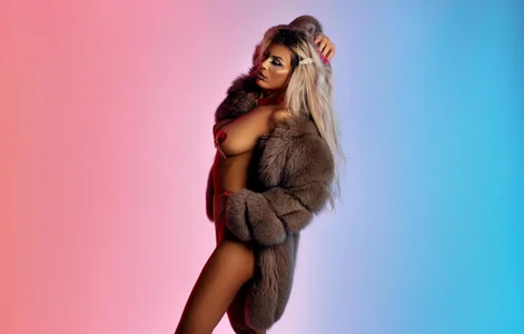 AnaysExclusiveXO Public slika