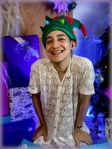 Amun_obsidian Christmas has arrived Pic 3