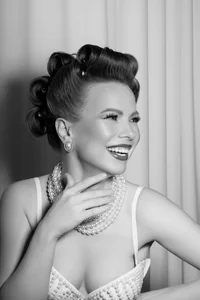 HelenBenit: juicy photos ( 5 фото)