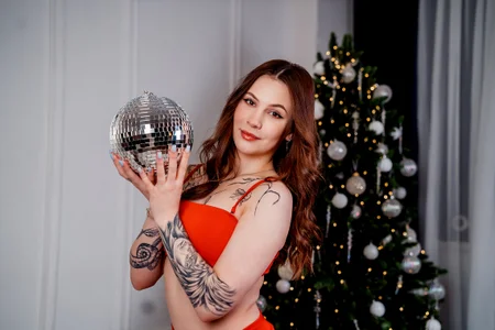 susanpierce I am your Christmas gift🎄🎁 Pic 2