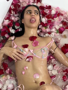 anna_alvarez Your Valentine's Day 💗🔥💥 Foto 3