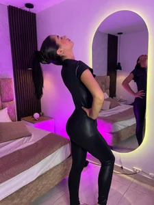 jasmin_adams sexy hot body glamurosa Bilde 3