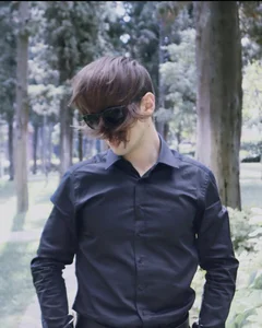 tommyjoyer Me with a long hair Pic 3