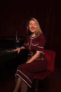 DonnaSmitth Lady In Red  5. fénykép