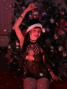 Samantha_Smiith Merry christmas 🎄🎅 Pic 9