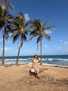 Kendall-Moll I HOPE YOU DON'T MISS ME SO MUCH Pic