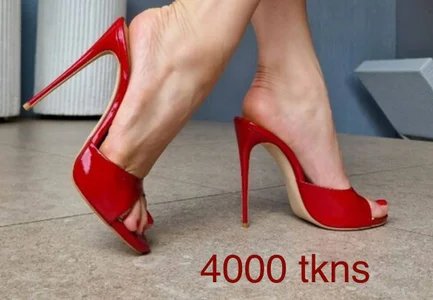 Miss_Kira_ MY WISHLIST WHICH HEELS OR DRESS D U WANT TO PRESENT ME? صورة واحدة|Miss_Kira_ MY WISHLIST WHICH HEELS OR DRESS D U WANT TO PRESENT ME? صورتان|Miss_Kira_ MY WISHLIST WHICH HEELS OR DRESS D U WANT TO PRESENT ME?  2 صور|Miss_Kira_ MY WISHLIST WHICH HEELS OR DRESS D U WANT TO PRESENT ME?  2 صورة