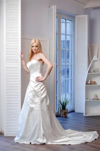 Flexygirl1 I'm in beautiful dresses Pic 2