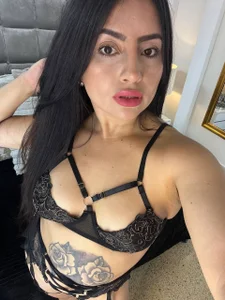 You liked it... admit it😏 od ZaraVesari  snímek