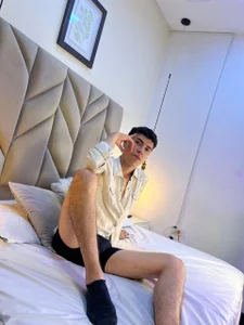 MaxLeons You won't regret coming to see me, sweetheart! 🍆 Fotka