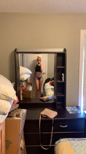 Katsneakpeek