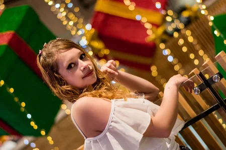 Keili-Sexy Christmas Pic