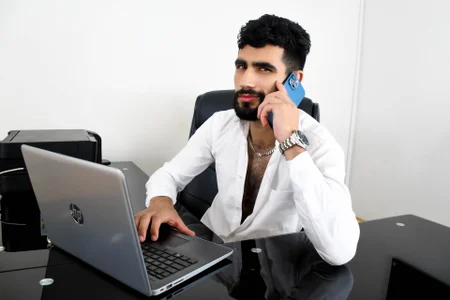 Ethan__WalkerのOffice man.の 4枚の写真