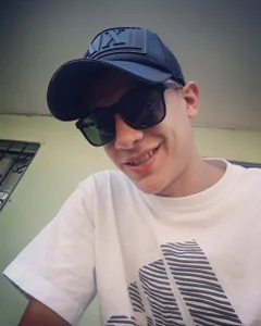 Yop de KevinG_77  5 Imagens