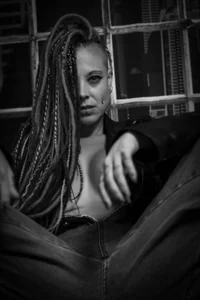 EdgesOfRealityBlack & White Bild 3