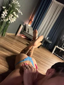 Public od RachelRavee  3 snímek