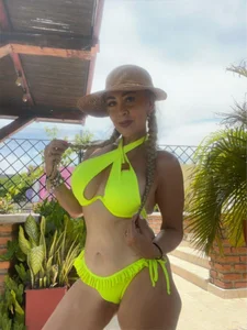 EvelinaGrey Public Pic 4