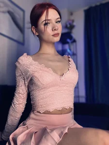 SirenBeatrice Cute pink and a romantic mood Pic 3