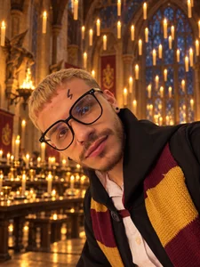 Lian_ferrer Play with my wand. 🧙‍♂️🧙‍♂️ Bilde 6