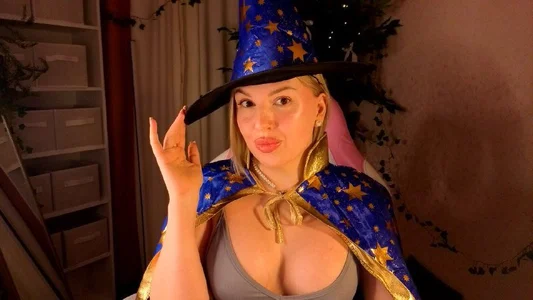 Zdjęcia crowned_goddess magical goddess: 