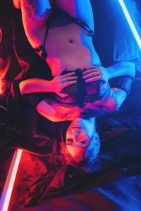 ArianaBaker Get lost with me in the fun of the night 😈 Immagine  6