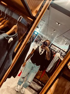 Anita_wood Casual Time Gambar 8