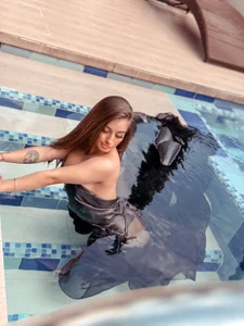 MaryLewis_ W A T E R Pic 4