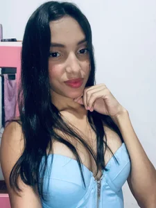 Public od SAMANTHAbake  2 snímek