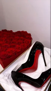 ZyraGoddes Kneel. Admire. Obey. Hình 3