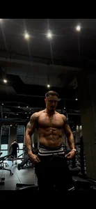 Master_Lukas Public  7টি ছবি